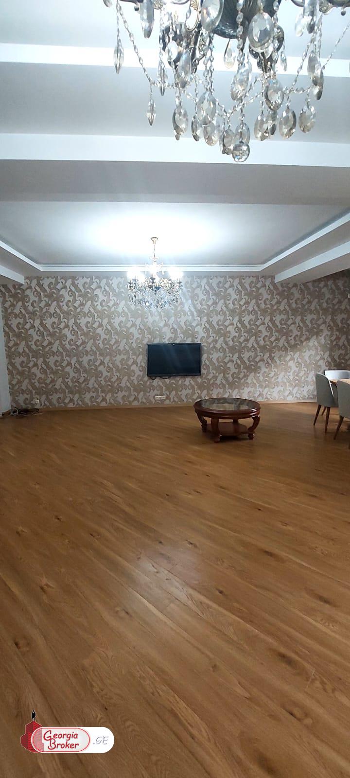 ქირავდება ახალი გარემონტებული 4 ოთახიანი ბინა აბაშიძეზე